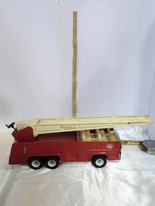 Vintage 1975 Tonka Aerial Ladder Fire Truck #32202 - Pressed Steel Truck TONKA - Picture 1 of 17