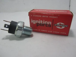 79-87 Chrysler Dodge Plymouth Oil Pressure Switch w/ Light STANDARD PS139 - Picture 1 of 5