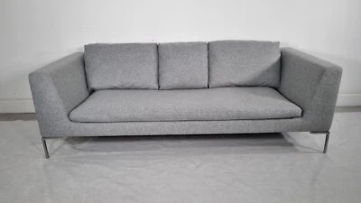 BB Italia Charles sofa in luxuriously soft light grey wool impeccable condition - Image 1 of 4