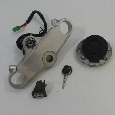 Suzuki SV 650 S EZ:00 Schloßsatz Zündschloss Tankschloss 33284 - Bild 1 von 4