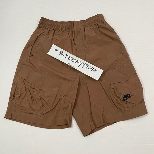 Pantaloncini da uomo Nike Sportswear Tech Essentials Woven Utility $100 taglia S DM6484 256