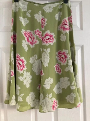 BANANA REPUBLIC LADIES GREEN, PINK , CREAM  FLORAL 100% SILK SKIRT SIZE 10 - Image 1 of 4