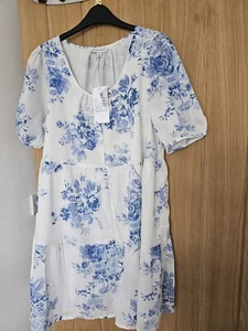 Warehouse Floral Dress Mini Size 14 £25 - Picture 1 of 3