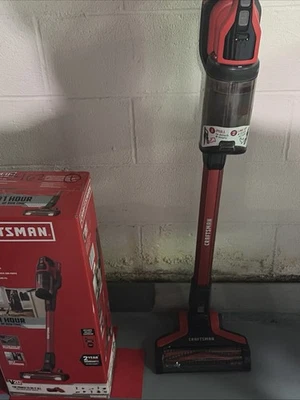 Aspiradora con varilla inalámbrica Craftsman V20 - negra/roja Foto 1 de 4
