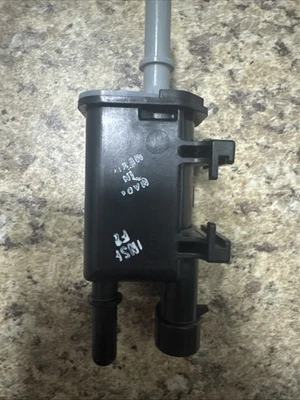 NAPA Fuel Tank Evaporator Control Vapor Canister Valve Solenoid 2-282571 NOS Foto 1 de 3