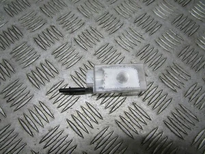 LUCE PORTAOGGETTI LATO PASSEGGERO VAUXHALL MOKKA 2014 13577963 OEM - Foto 1 di 5