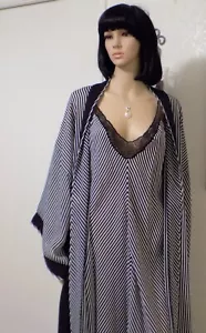 VALENTINO Intimo De Colección Nuevo con Etiquetas Poliéster Montaldo NEGRO A RAYAS PEIGNOIR L grande - Imagen 1 de 14