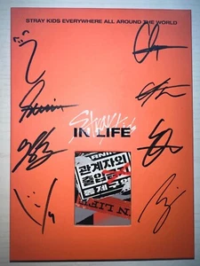 STRAY KIDS [IN LIFE] Autogramm signed Promo Album STRAYKIDS IN生 - Bild 1 von 3