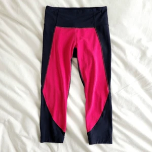 Leggings recortados Athleta para mujer pequeños azul marino/rosa mezcla de nailon elásticos - Imagen 1 de 4