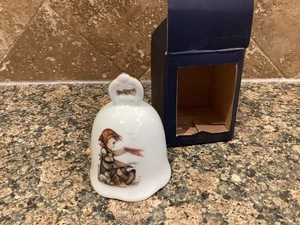 Vintage Reutter Porzellan Germany Porcelain Bell With Box 4" Hummel - Picture 1 of 3