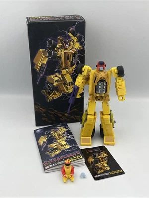 MX-16 Overheat | Xtransbots Masterx 3rd Party Action Figures Out Of Box Complete - Image 1 of 4