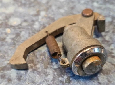 Pega de botão para caixa de luvas Morris Minor Series II (1949-1954) - Imagem 1 de 4