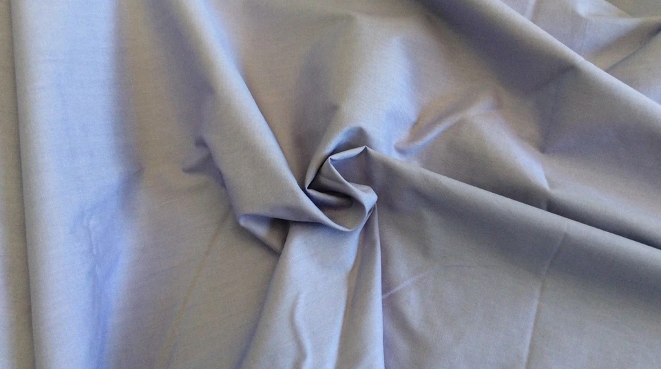 LAVANDA POLIALGODÓN--44"W--- INCREMENTOS DE 2 YARDAS Foto 1 de 1