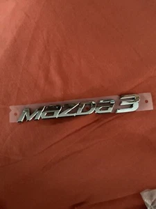 Genuine New MAZDA 3 REAR BADGE Boot Emblem - Picture 1 of 4