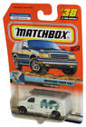 Matchbox Room Explorer (1999) Mission Ford Transporter Biała zabawka #38/100