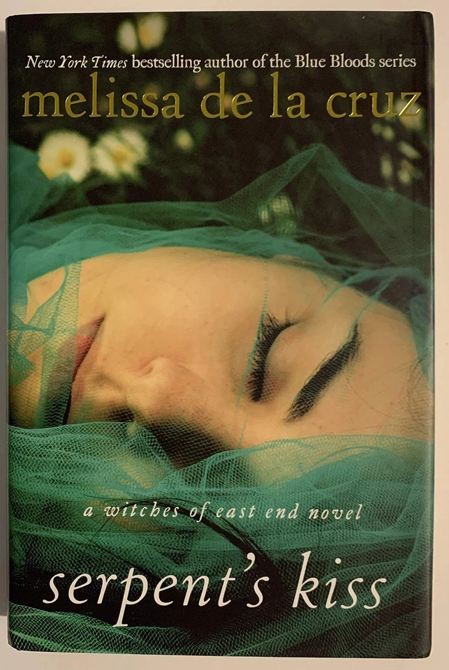 Serpent's Kiss: A Witches of East End Novel (Witches of East End, 2) - Image 1 of 1