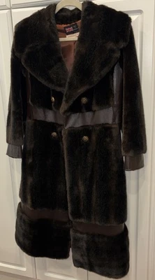 Gorgeous VTG 60s Brown Faux Fur & Leather Trim Winter Coat Sz M Made In England - Image 1 of 4