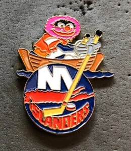 New York Islanders Animal NHL Hockey Pin - Imagen 1 de 2