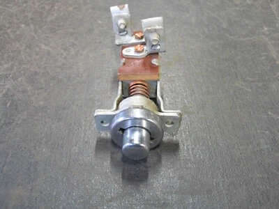 1949 1950 1951 1952 Chevrolet Styleline Fleetline Coupe botão de partida cromado - Imagem 1 de 3