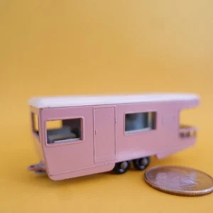 MATCHBOX No.23 TRAILER CARAVAN - Pink Made In England by Lesney - Picture 1 of 4