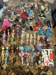 Huge Monster High Doll Lot Nude Body Mixed Clothes - Bild 1 von 10