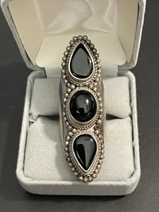 Vintage Black Onyx Gemstone Ring 925 Sterling Silver Full Finger Ring Sz 6.25 - Picture 1 of 7