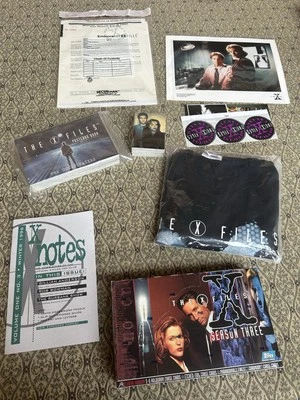 X Files 1995 1996OFICIAL Fan Club KIT NUEVO RARO Paquete Completo Foto 1 de 4
