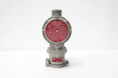 Crouse Hinds FSQC3320 Interlocked Receptacle 30a Amp 600v-ac 2w 3p - Image 1 of 4