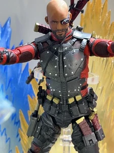 MAFEX Suicide Quad Deadshot - Imagen 1 de 9