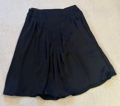 Apostrophe Black Solid Pleated Midi A-Line Flare Skirt Size 6 - Image 1 of 4