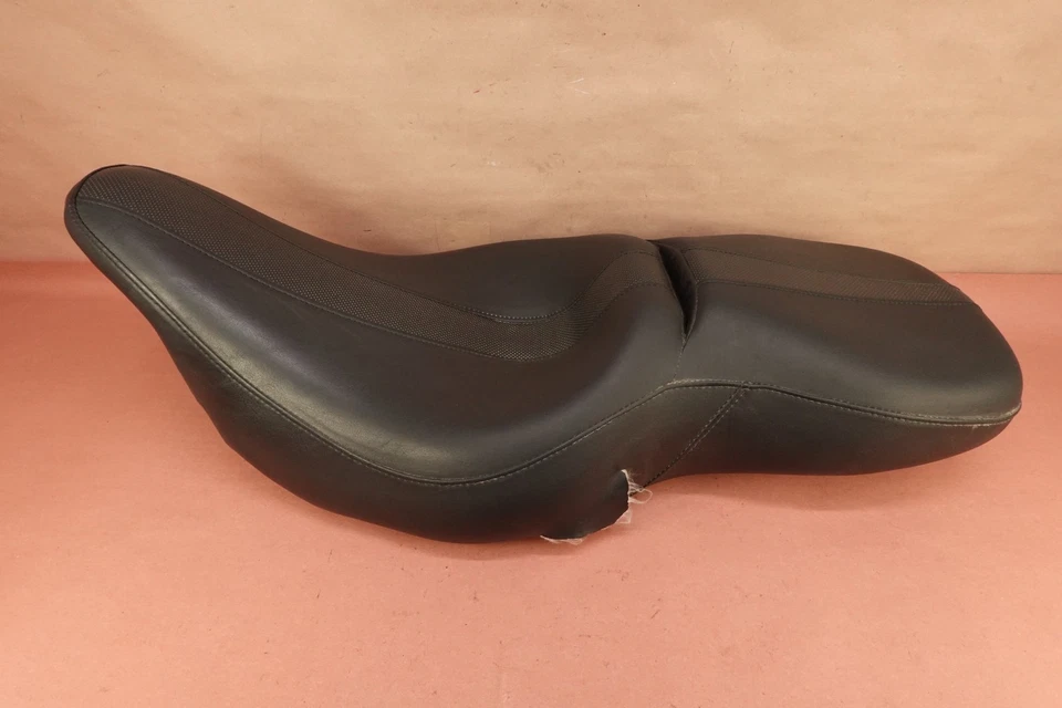 Harley-Davidson Road Glide 2000-2006 asiento del conductor y del pasajero trasero (grieta) Foto 1 de 4