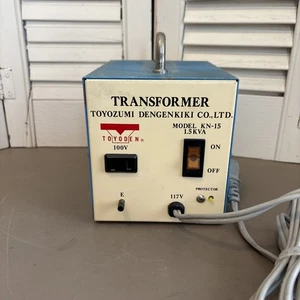 Toyozumi Dengenkiki Co. Toyoden Mo. # KN-15 1,5 KVA 100V Trafo - Bild 1 von 7