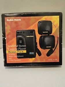 Vintage Radio Shack AM FM Cassette Player With Mini Speakers Portable 14-1209 - Picture 1 of 3