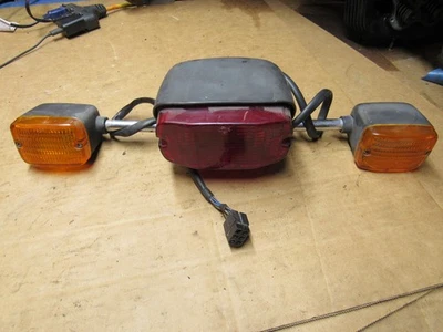 宝马 R100RT、R100RS、R100CS、R100S、R100T 尾灯和转向灯 — 第 1/4 张图片