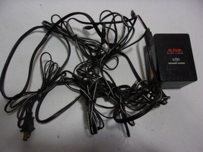 DuPont Alpha  Battery Charger  0585 - Image 1 of 2