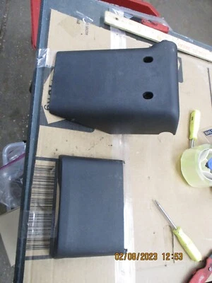 2007 JAGUAR XK Steering Column Upper and Lower Covers with Switch - Image 1 of 4