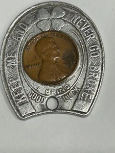 1952-D Keep Me and Never Go Broke Hufeisen ummantelt Penny SPATOLAS MOUNT ROYAL - Bild 1 von 2
