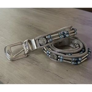 Cinturón concho cabeza india de malla plateada de metal vintage para mujer XL cuentas azules - Imagen 1 de 6