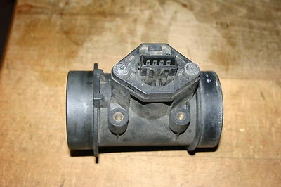 1994 - 1998 Saab NG 900 2.3L 16V Non - Turbo Mass Air Sensor Air Flow Meter - Image 1 of 2