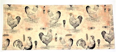 Corredor de mesa reversible de pollos negros hecho a mano 8,25x19,25" Foto 1 de 2