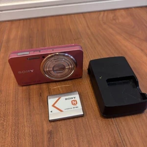 Sony Cyber shot DSC-W570 Compact Digital Camera pink Japanese language only - Picture 1 of 5