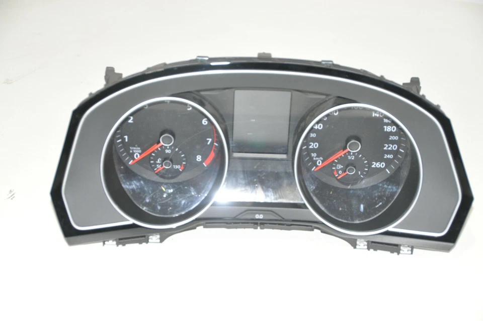 VW Passat B8 Tacho Kombiinstrument 38754km  3G0920750B - Bild 1 von 1