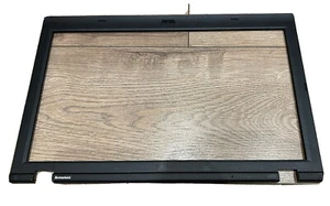 Lenovo Thinkpad L530 Displayverkleidung Surround 60.4SF07.001 42.4SF03.001 - Bild 1 von 3