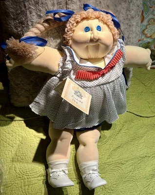 Cabbage Patch Kid/The Little People 1983 SOFT Sculpted Blonde Pigtails- w/papers - Image 1 of 4
