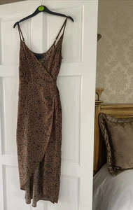Stunning ASOS Design Wrap Dress In Animal Print Size 6 Petite VGC. - Picture 1 of 12