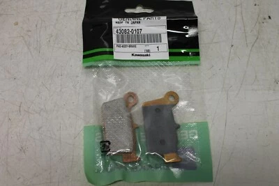 2011-2018 KAWASAKI KX 450F 2010-2018 KX 250F REAR BRAKE PADS NOS OEM 43082-0107  - Image 1 of 4