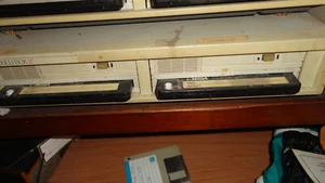 Tested and Working. Iomega Bernoulli Drive Box 20. Include 2 working disks. - Afbeelding 1 van 1