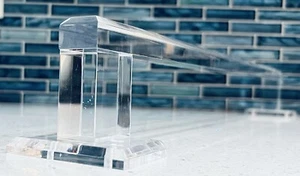 Mid Century Modern Lucite Acrylic Wall Towel Bar Contemporary Modern Clear 24” - Picture 1 of 24