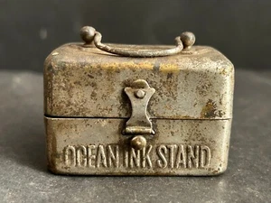 19th CENTURY RARE VINTAGE RUSTIC METAL OCEAN INK STAND SMALL BOX, MADE IN JAPAN. - Picture 1 of 12