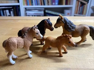 Schleich Pferde Set 8 Pony Fohlen Horse Club - Bild 1 von 7